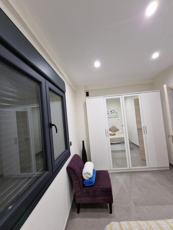 Private Room In The Center Of Estepona Exteriör bild